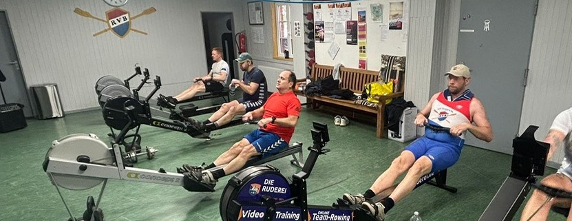 RV-Bille-Ruderer auf dem Ergometer
